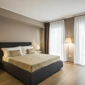 Myplace Corso Como 11 شقة